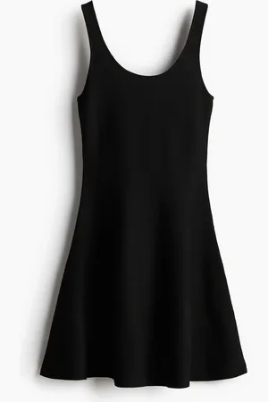 H&M Alaosasta levenevä mekko