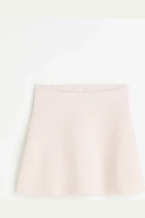 H&M A-mallinen neuleminihame