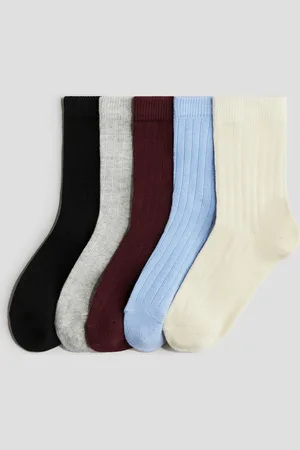 H&M 5 paria ribbineulesukkia