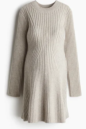 H&M MAMA Ribbineulemekko