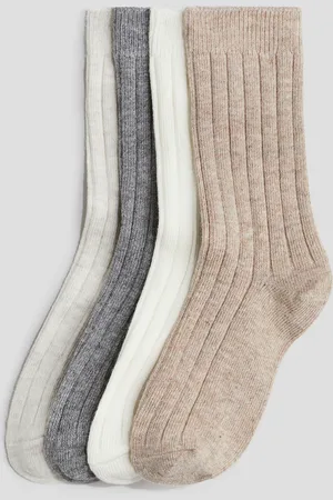 H&M 4 paria ribbineulesukkia