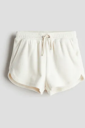 H&M Veluuriset pull on -shortsit