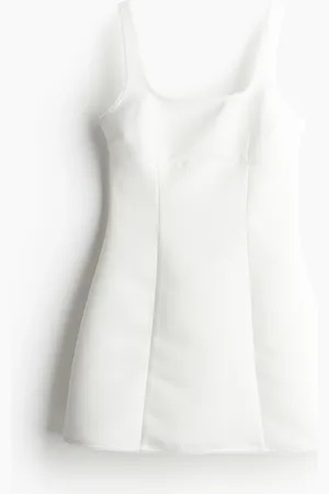 H&M Alaosasta levenevä mekko