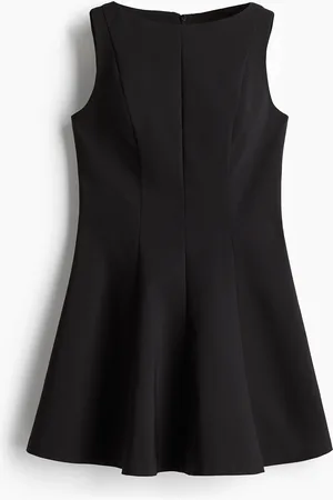 H&M Alaosasta levenevä mekko