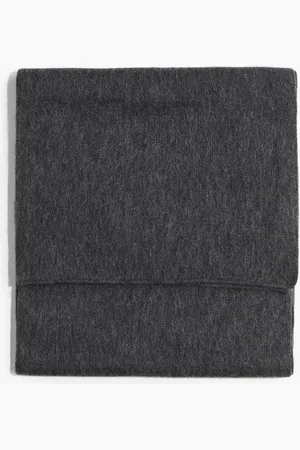 H&M Harjattupintainen kaulahuivi