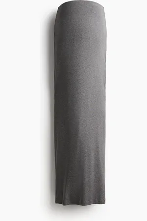 H&M MAMA Pitkä ribattu hame