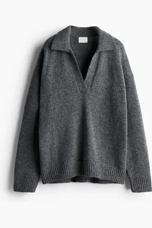 H&M Tiheäneuloksinen kauluspusero
