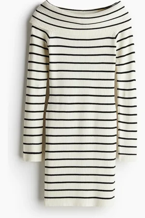 H&M Ribattu off shoulder -neulemekko