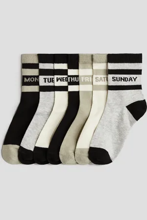 H&M 7 paria sukkia