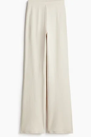 H&M Levenevät housut