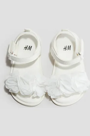 H&M Applikoidut sandaalit