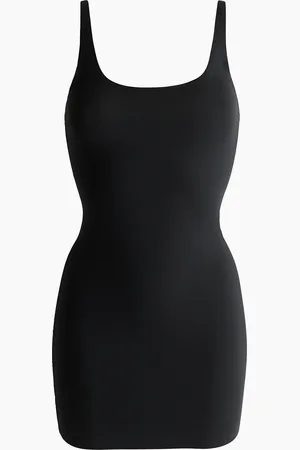 H&M Mikrokuituinen slip in -mekko Light Shape