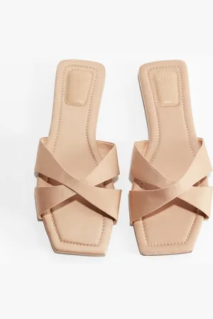 H&M Hihnasandaalit