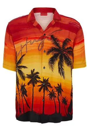 HUGO BOSS Miehet T-paidat - Relaxed-fit shirt with palm print and handwritten logo