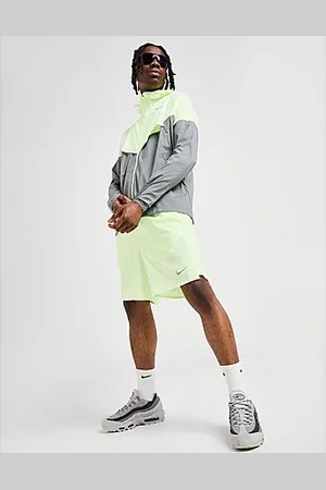 Nike Challenger Shorts - Mens