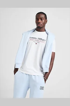 Tommy Hilfiger Stacked T-Shirt - Mens