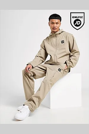 Fred Perry Badge Tech Cargo Pants - Mens