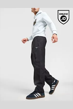 Fred Perry Badge Tech Cargo Pants - Mens
