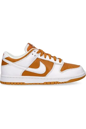 Nike Dunk Low Retro Sneakers