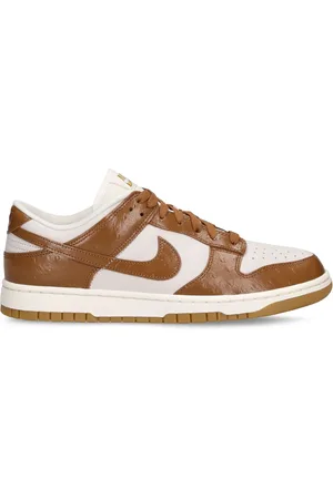 Nike Dunk Low Sneakers