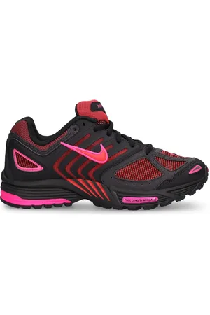 Nike Air Pegasus 2k5 Sneakers