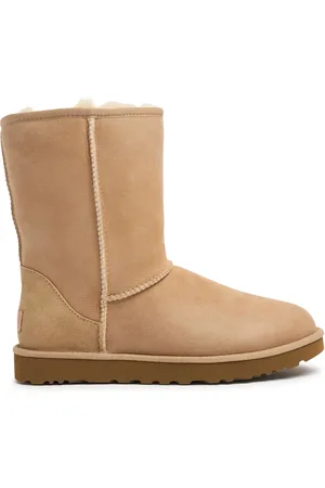 UGG 10mm Classic Short Ii Shearling Boots