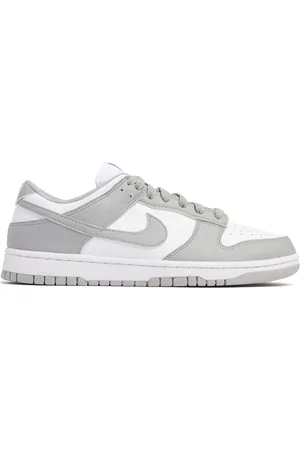 Nike Dunk Low Sneakers