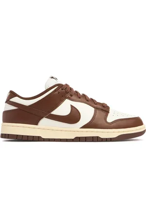 Nike Dunk Low Sneakers