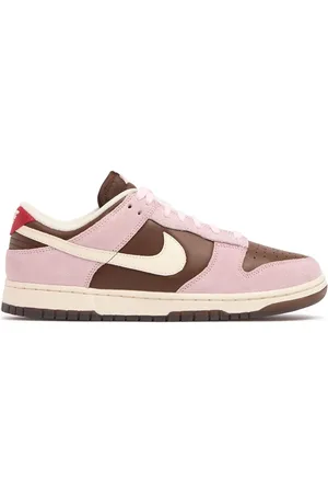 Nike Dunk Low Sneakers