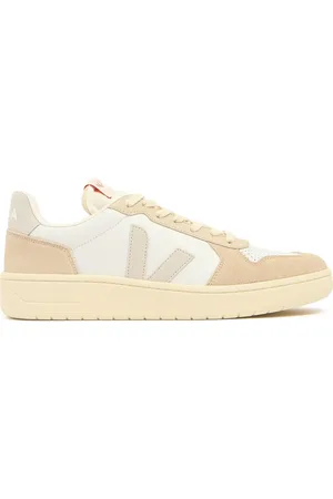 Veja V-82 Sneakers