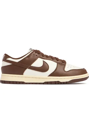 Nike Dunk Low Sneakers