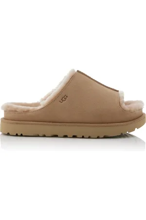 UGG UGG