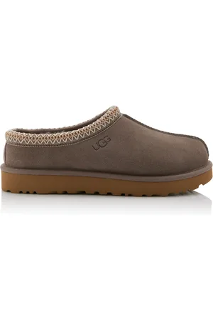 UGG UGG