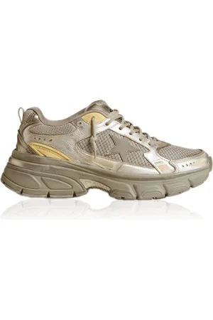 Golden Goose Golden Goose