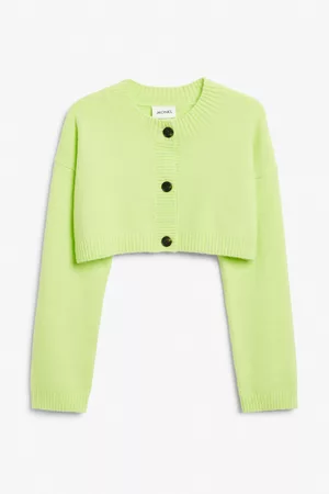 Monki Cropped buttoned soft cardigan