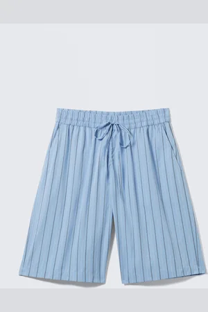 Monki Relaxed Low Rise Knee-length Cotton Shorts
