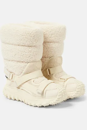 Moncler Trailgrip Chalet teddy snow boots