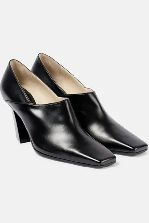 Bottega Veneta Lewis leather pumps