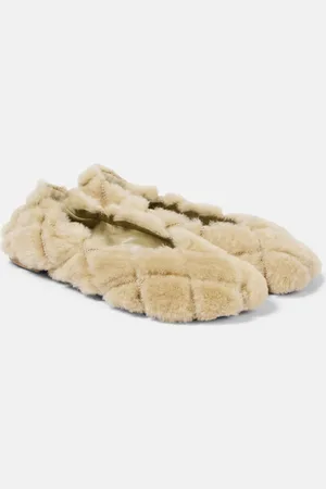 Burberry Baby quilted shearling ballet flats