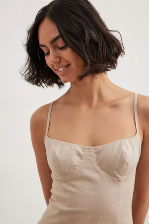 NA-KD Naiset Midimekot - Midimekko kuppiyksityiskohdilla - Beige