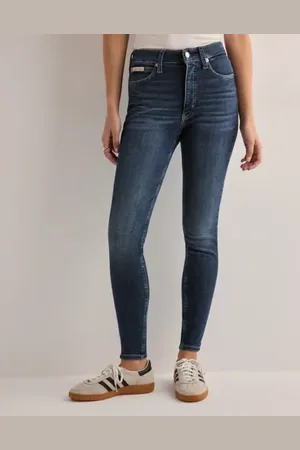 Calvin Klein - High Rise Super Skinny Ankle