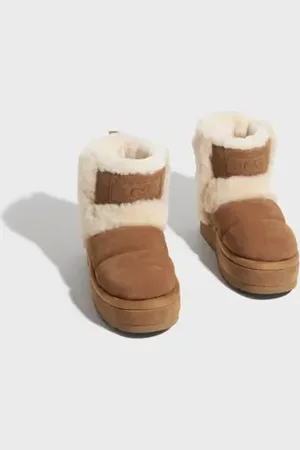 UGG - W Classic Chillapeak