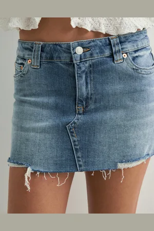 Nelly - Low Waist Jeans Skirt