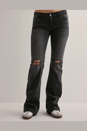 Nelly - Low Waist Perfect Bootcut Jeans
