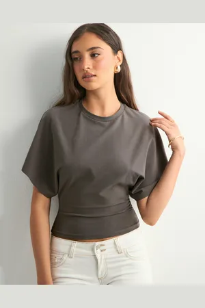 Nelly - Round Neck Wide Sleeve Tee