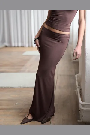Nelly - Perfect Low Waist Maxi Skirt
