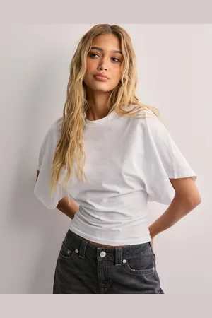 Nelly - Round Neck Wide Sleeve Tee
