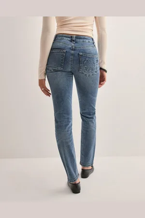 Nelly - Low Waist Slim Jeans