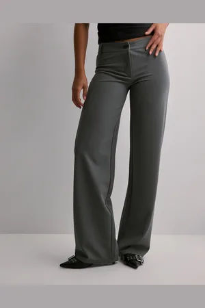 Nelly - Keep It Up Low Waist Suit Pants