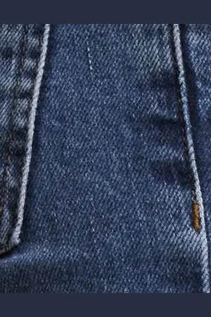 Nelly - Low Waist Straight Leg Jeans